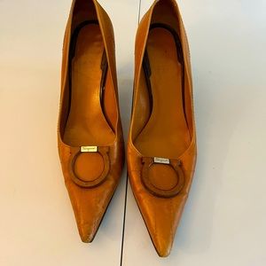 Vintage Ferragamo Cognac Pumps